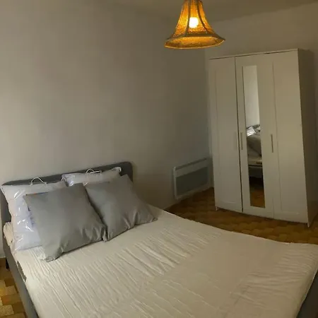 Apartament Cap D'agde Beau 2 Pieces Commerces A Pieds !