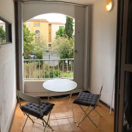Apartament Cap D'agde Beau 2 Pieces Commerces A Pieds ! Agde